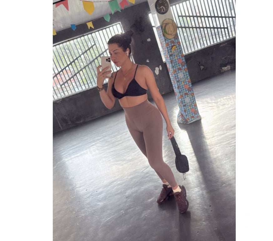 Trans Escorts Shropshire Telford and Wrekin - Photos for Grazyellen 🔥 Top 🍆 Bottom 🍑