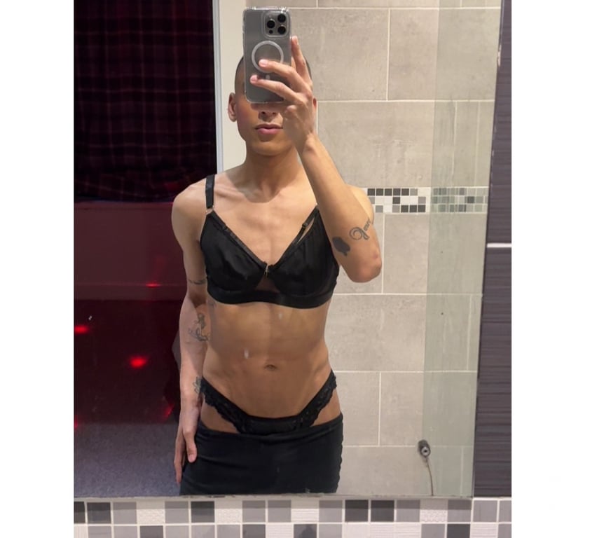 Trans Escorts Kent Tunbridge Wells - Photos for 👠 Feemboy 😈 party