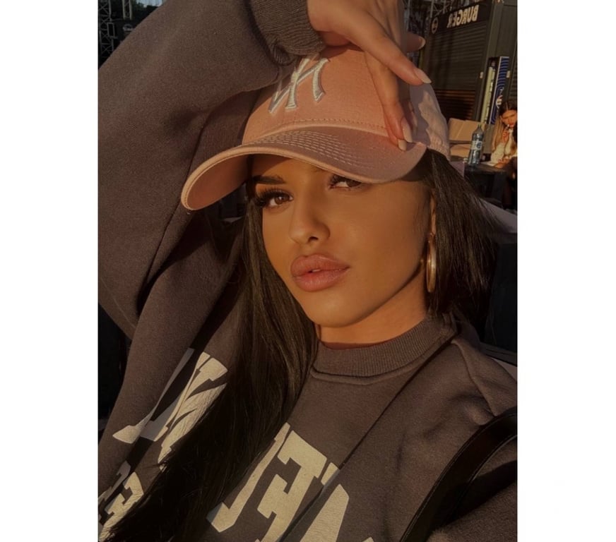 Escorts South Yorkshire Sheffield - Photos for New In town- Genuinely - Pics real- Out-In- Just arrived