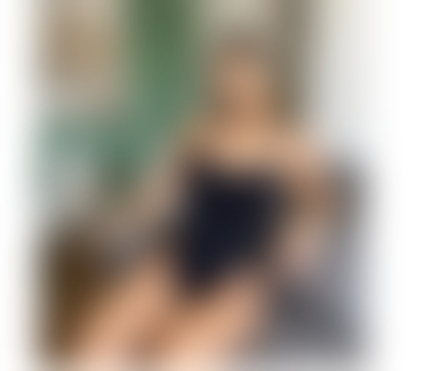 Photos for Bruna party girl 😈