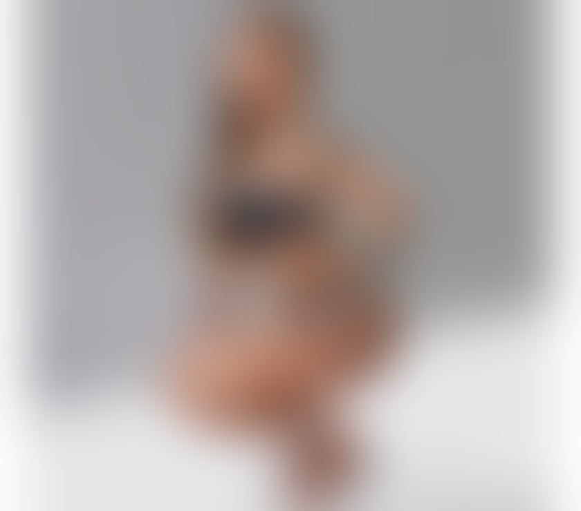 Escorts North West London Hendon Central - North West London - Photos for Scarlet ⚜️ Just 1week ⚜️