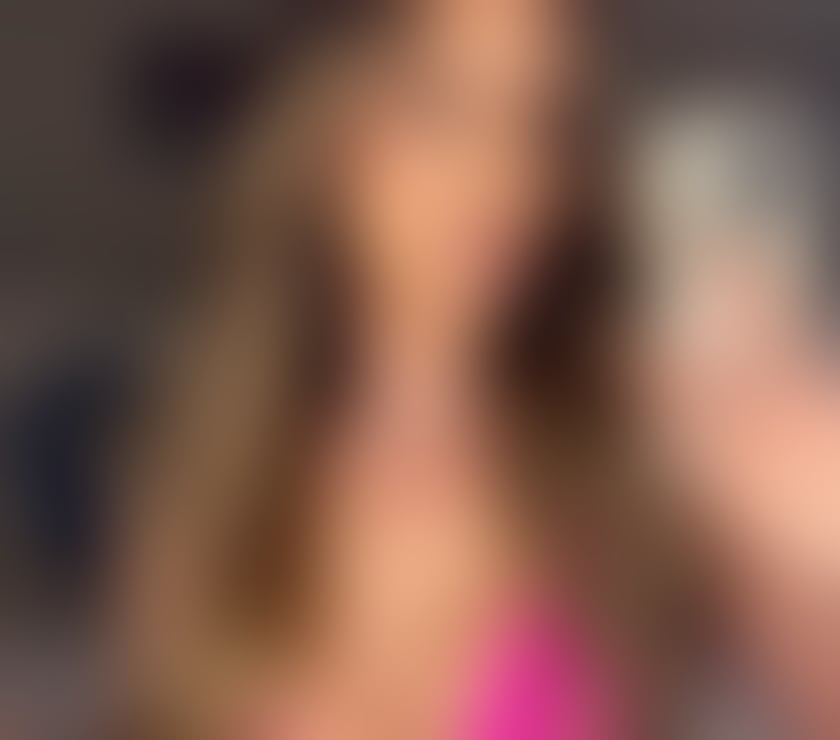 Escorts North West London Hendon Central - North West London - Photos for Scarlet ⚜️ Just 1week ⚜️