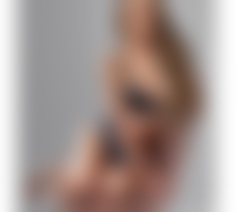 Escorts North West London Hendon Central - North West London - Photos for Scarlet ⚜️ Just 1week ⚜️