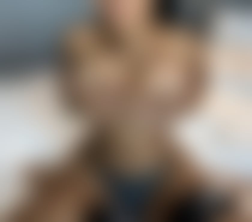 GIGI SEXY BIG BUNDA 🤑🤑🤑