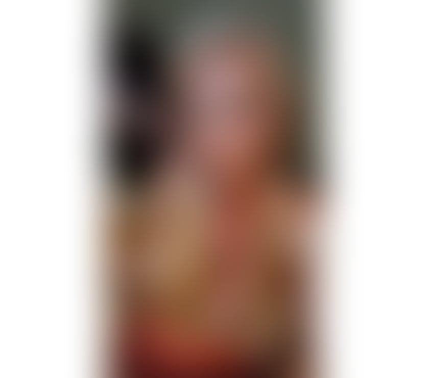 Gabriella Petite Latina