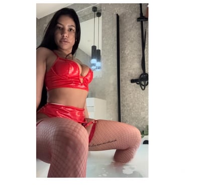 Escorts Luton Town Centre Luton - Photos for 🌹Party girl 🌹🌹💫