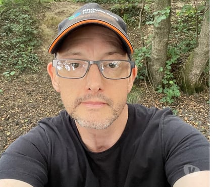 Swingers Community Cranleigh Waverley - Photos for A bi guy wants to explore being bi