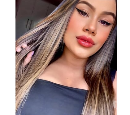 Photos for Safyraa Brazilian