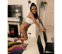 STUNNING EBONY, PERFECT GFE, 100% RAL PICTURES