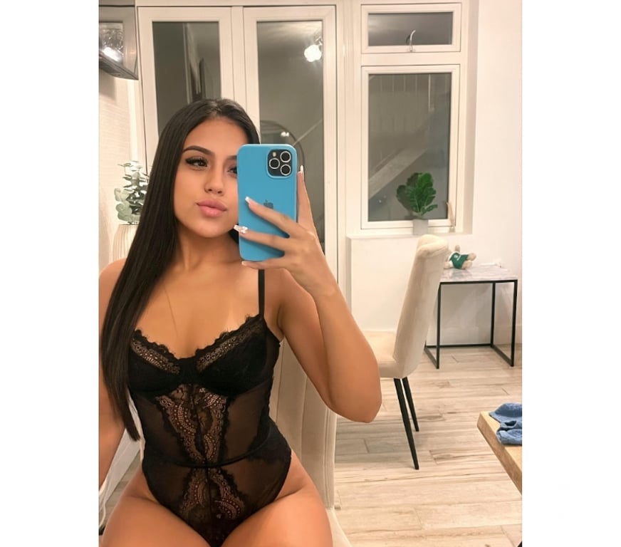 Escorts Merseyside Liverpool - Photos for Larah New here 🥰 The best GFE 💗🇧🇷