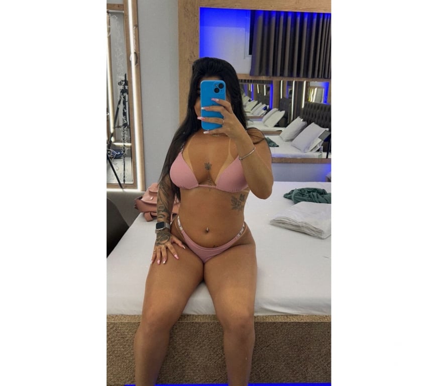 Escorts West London Hounslow - Photos for 👑 A Gentle Touch & Silky Whispers in Feltham💎