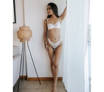 Maria, your companion for an unforgettable night.