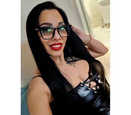 Escorts Hounslow Central Station Hounslow - Photos for NORA 😘BEST PARTY GIRL