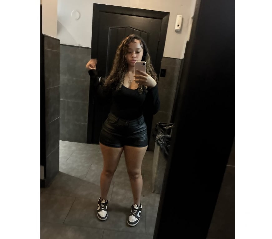 Escorts Bedfordshire Central Bedfordshire - Photos for Your Oleh new in RhyL available in town ❤️