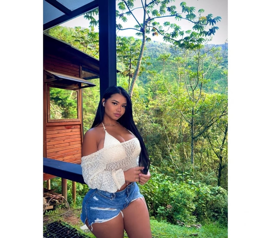 Escorts Gloucestershire Gloucester - Photos for Luna sexy Latin girl 🍒