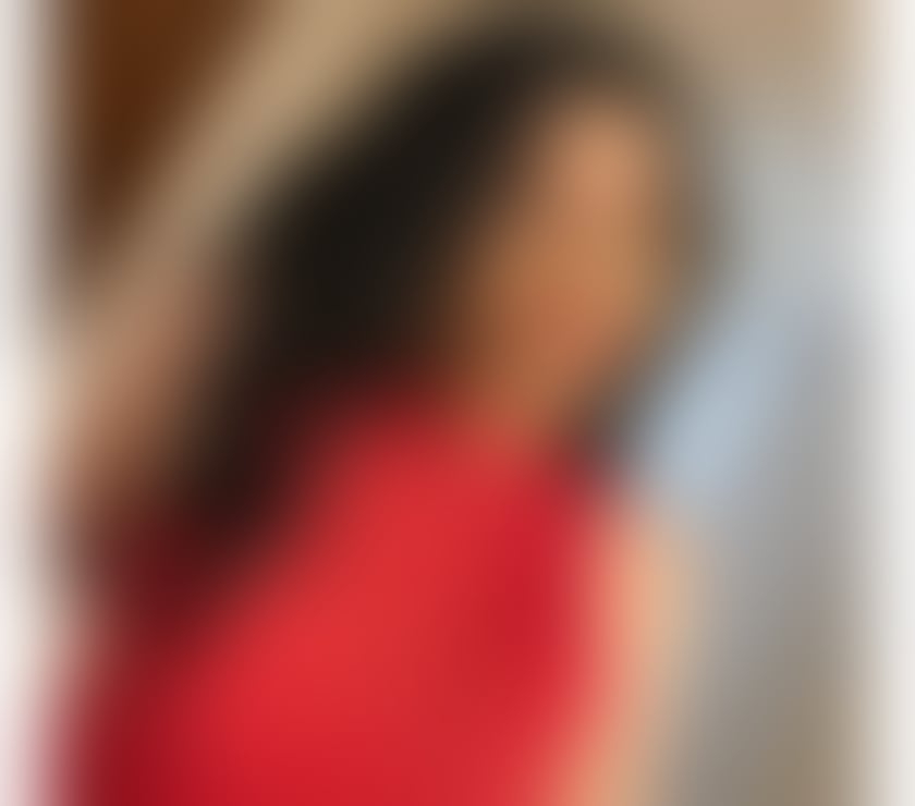 Hello im Julia XXXL TS