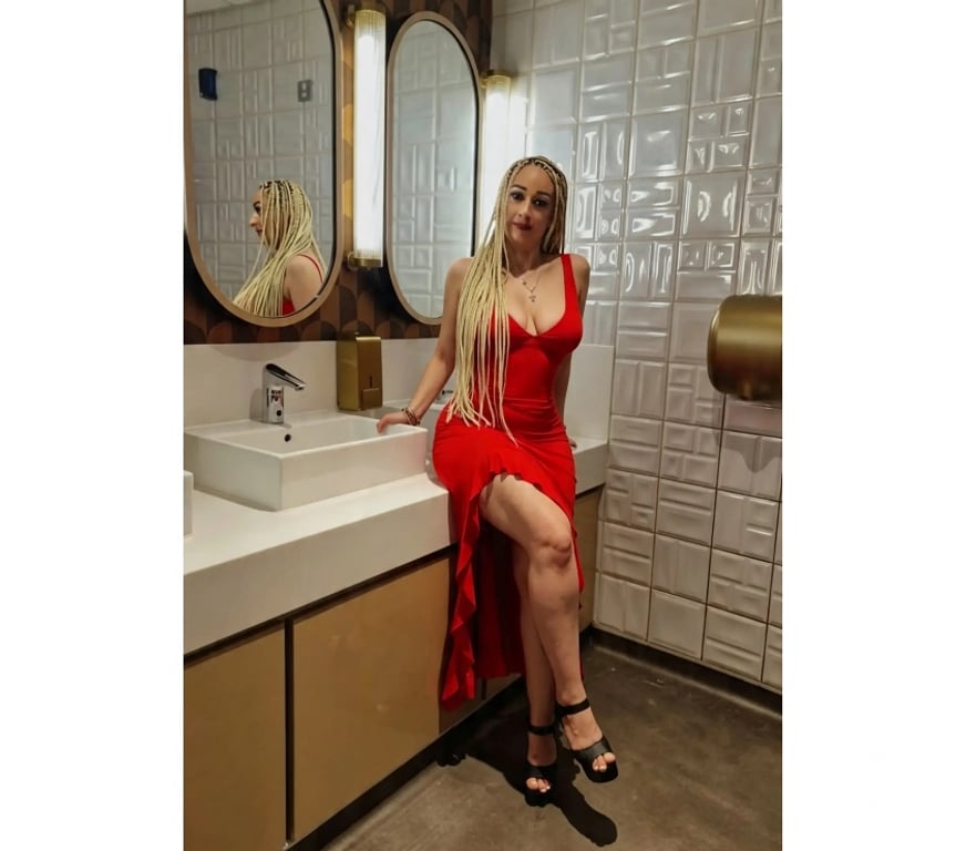 Escorts Leicestershire Hinckley and Bosworth - Photos for Alexa party girl ♥️♥️