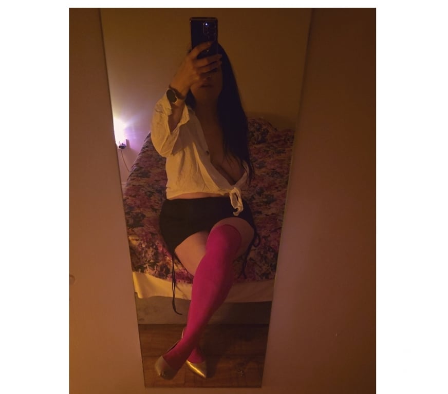 Escorts West Sussex Crawley - Photos for NEW hot Justy 07757766147 BEST owo, FK, b2b , party