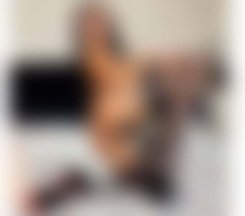 Escorts Surrey Epsom and Ewell - Photos for Just arrived🥂party🥂Sw Sm Kt🥂In&outt 24h⭐️