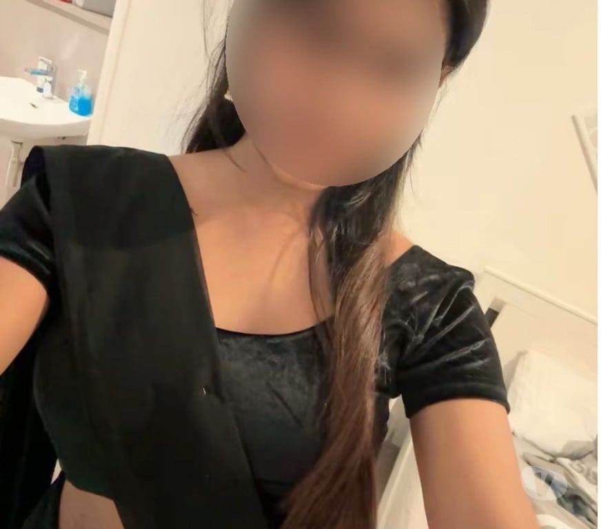 Escorts Bedfordshire Luton - Photos for New Indian Tamil girl Meera in Luton 🇮🇳