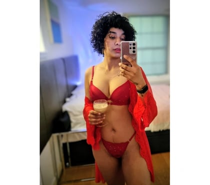 Escorts Edinburgh Old Town Edinburgh - Photos for Bella I returned to Edinburgh. 🍑🥂🇧🇷 100%Real