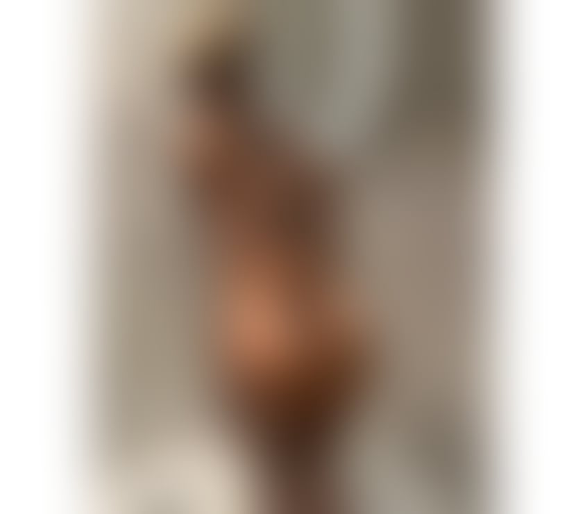 Escorts Buckinghamshire Milton Keynes - Photos for Erotic Massage for Gentleman x