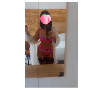  Escorts & Erotic Massage Wakefield City Centre Wakefield - Photos for BRITISH FULL GFE IN WF1 —- OWO AND CIM