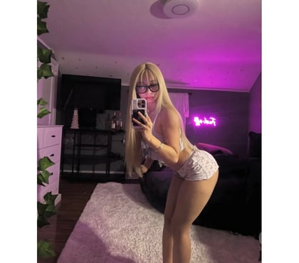 Photos for P@try girl ❤️ new in Telford ❤️