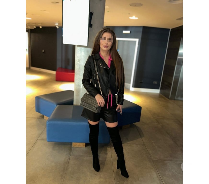 Escorts East London Bow - East London - Photos for NEW Alice OUTCALL