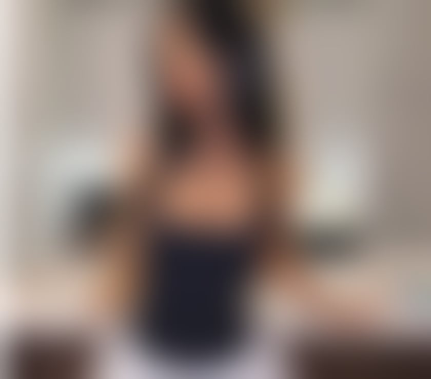 Photos for Hot girl Eva Call my 😘