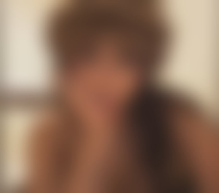 Photos for Hot girl Eva Call my 😘