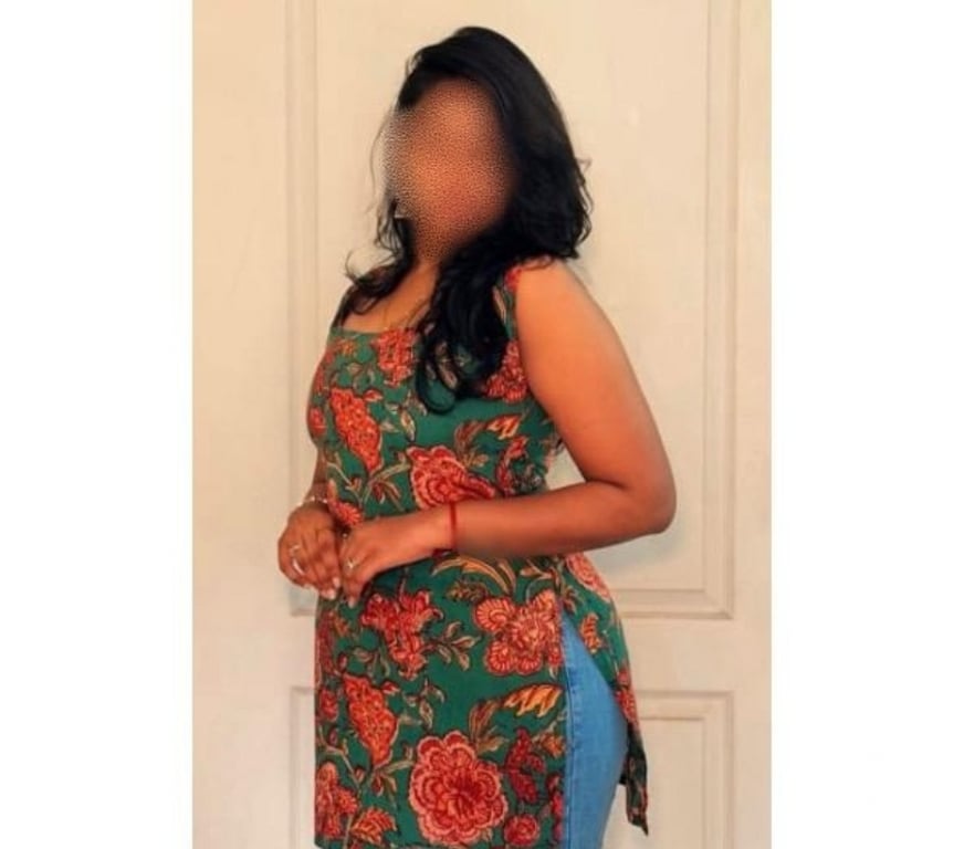 Escorts West London Hounslow - Photos for KAYAL SOUTH INDIAN TAMIL GIRL NEW IN TOWN