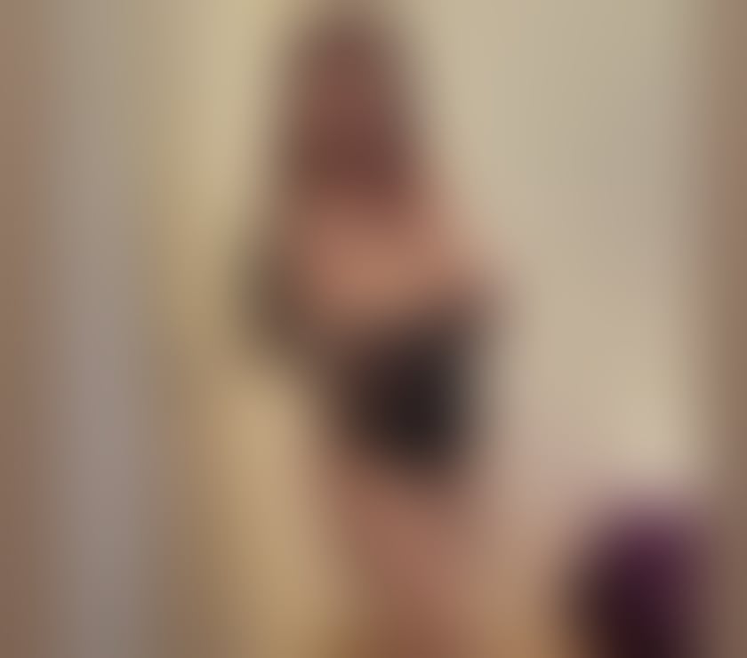  Escorts & Erotic Massage Northampton West Northamptonshire - Photos for Mely NEW IN TOWN🥰for details service and prices call me