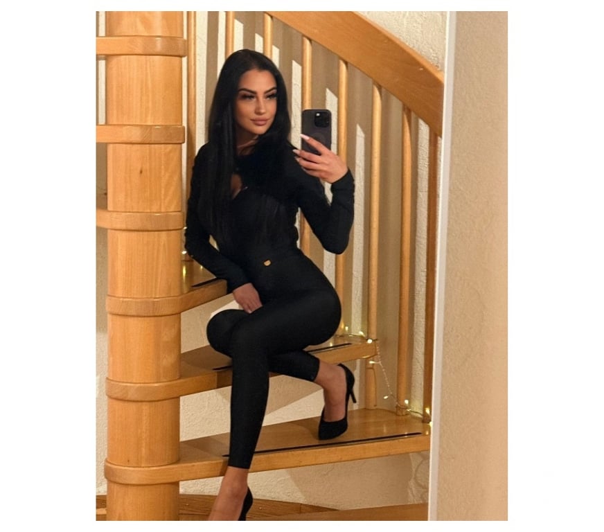 Escorts Ealing Southall - Ealing - Photos for Hello guys🥰🥰🥰🥰
