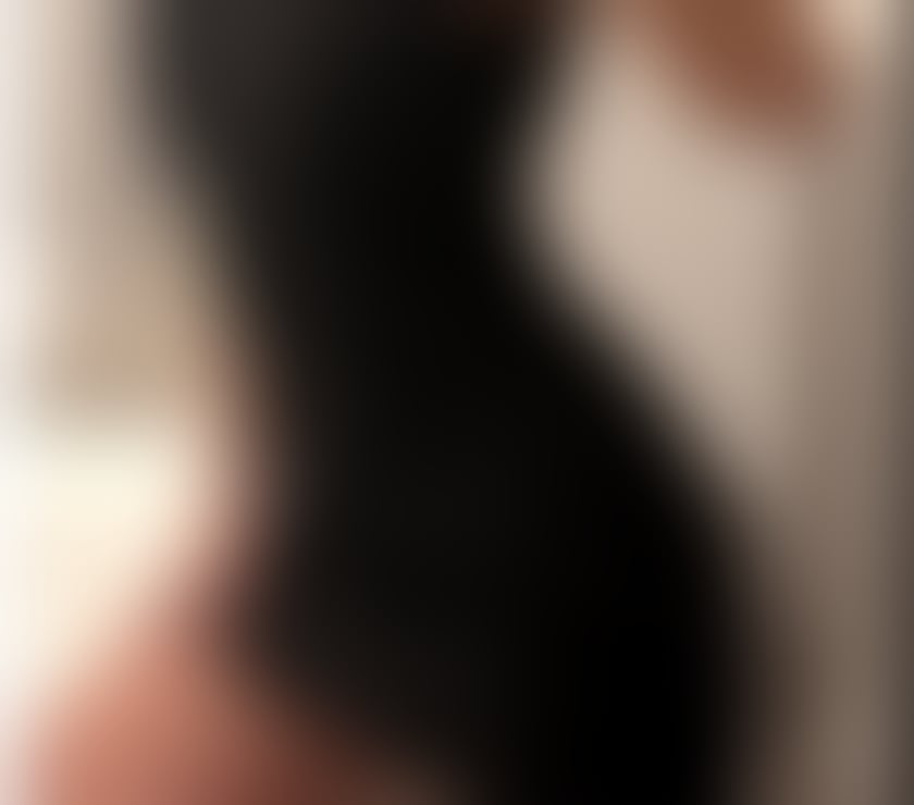 👠British Slim Busty Escort GFE or Party Girl Late Night