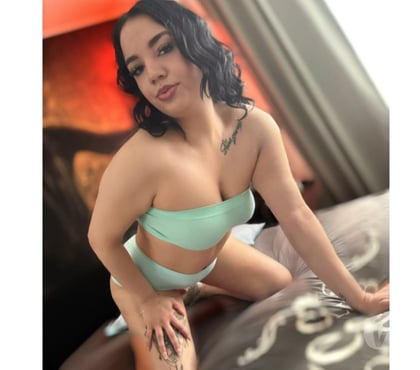 Photos for KARLA 100% Real Photos OWO GFE PARTY-GIRL