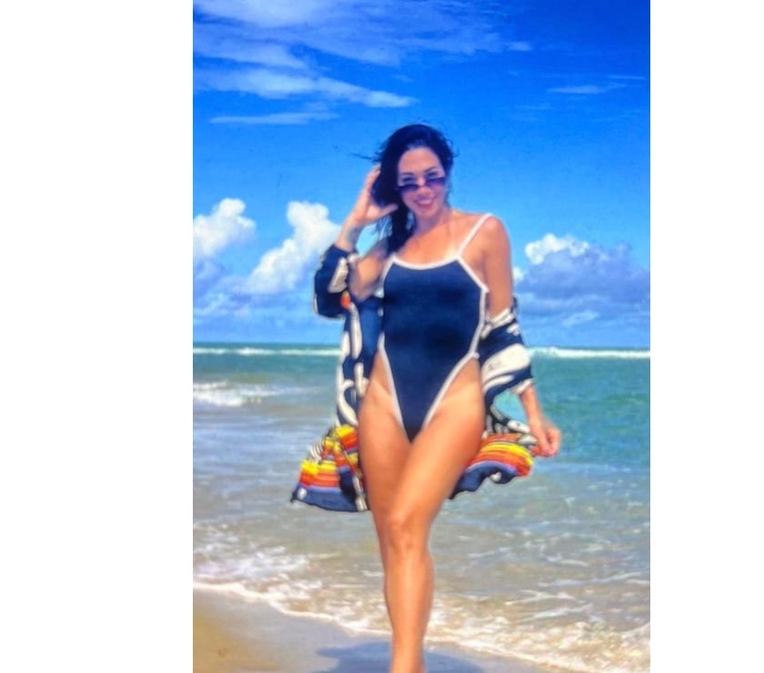 Photos for Suzy! New girl party 🇧🇷