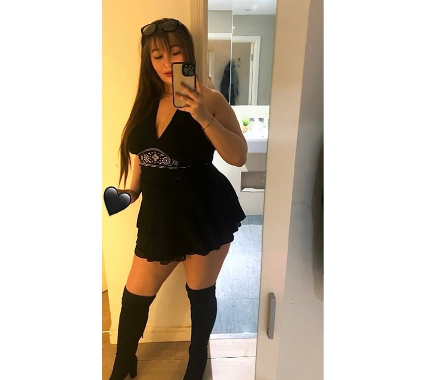 Escorts Nottinghamshire Broxtowe - Photos for Mia 💕 curvy horny 💦 best sloppy owo 🔝