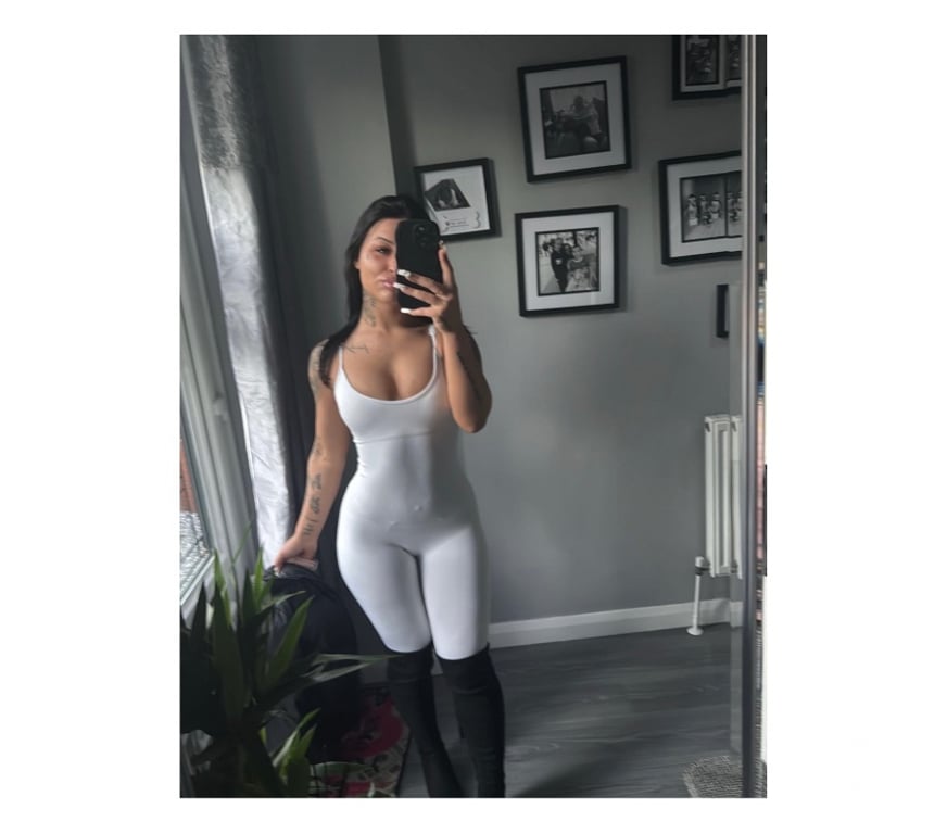 Escorts Buckinghamshire Milton Keynes - Photos for ✨ Friendly & Relaxed Company 🌸 Text Anytime 💫