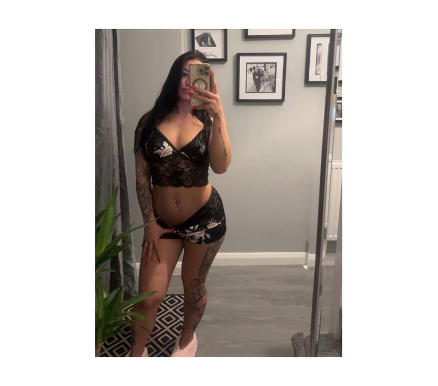 Escorts Buckinghamshire Milton Keynes - Photos for ✨ Friendly & Relaxed Company 🌸 Text Anytime 💫