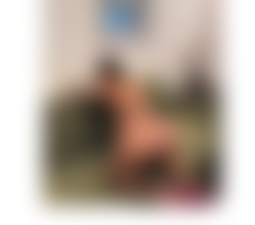 Julie party girl 🎉👅