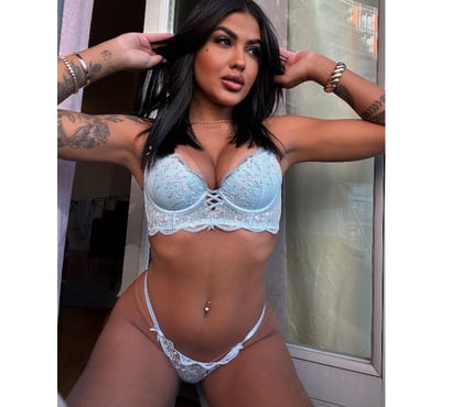 Escorts Canary Wharf Station East London - Photos for Julie party girl 🎉