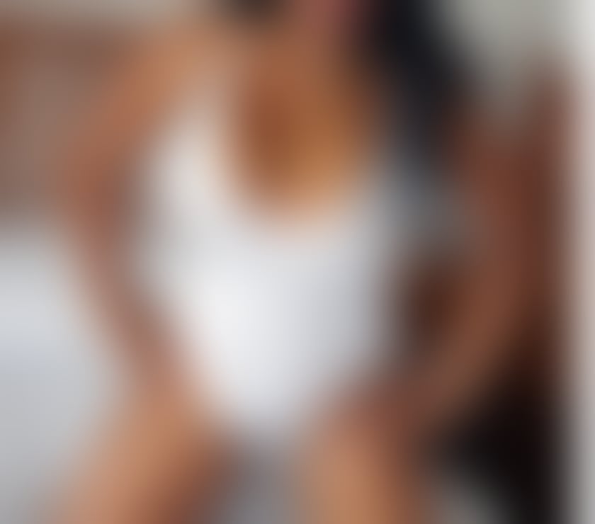 Escorts Hertfordshire St. Albans - Photos for New super busty north American girl in st albans few days.xo