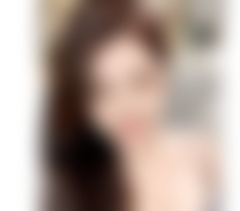 Escorts South East London Norwood Junction Station - South East London - Photos for 💫 Elegant Companion · Gentle & Discreet 💫