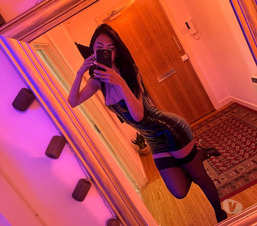 Trans Escorts Surrey Guildford - Photos for Monique top model ts