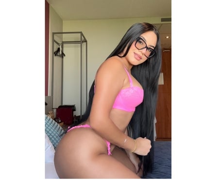  Escorts Woolwich South East London - Photos for 🌹Latina girl Carolina available 📞full Service🌹