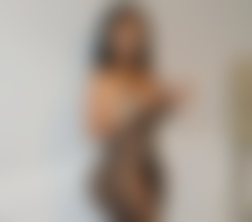 Curvy sweet Brazilian🍑discreet love