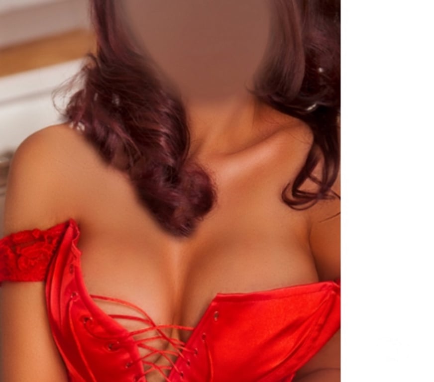 Escorts Derry and Strabane Londonderry - Derry and Strabane - Photos for Irish Chanel 80