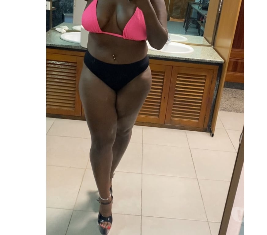 Escorts East London Canary Wharf - East London - Photos for CURVY BLACK BRITISH QUEEN🇬🇧👸🏿
