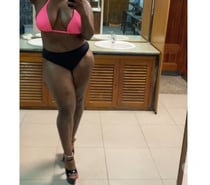 CURVY BLACK BRITISH QUEEN🇬🇧👸🏿